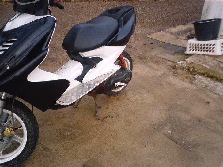 Yamaha Aerox SOLGT billede 3