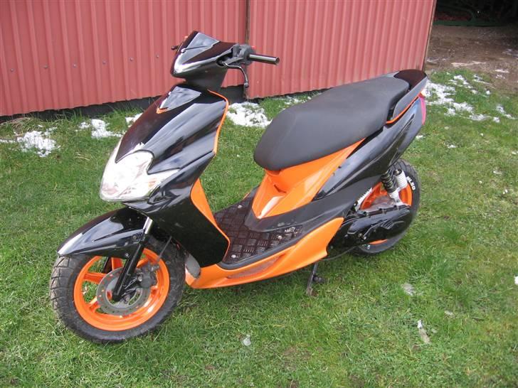 Yamaha " Jog R " Solgt billede 1