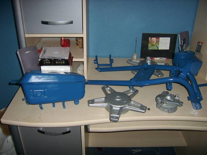 Suzuki fz50 Solgt - En masse dele som også blev malet. billede 10