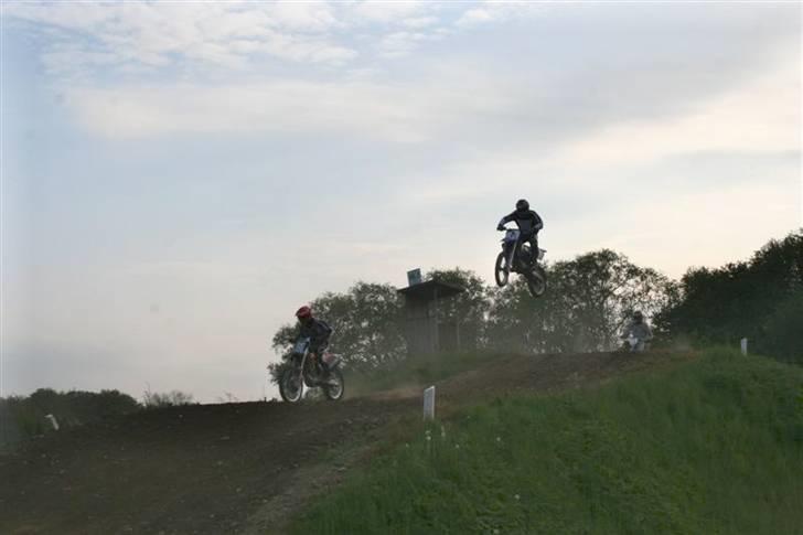 Yamaha Yz 125  Solgt ) , ; - trappehoppet nissenringen. billede 16