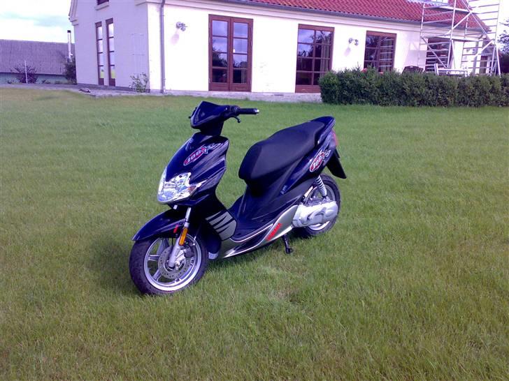 Yamaha jog R billede 1
