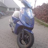 Aprilia sonic tilsalg