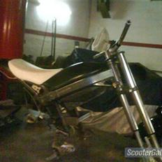 Suzuki Street Magic Solgt