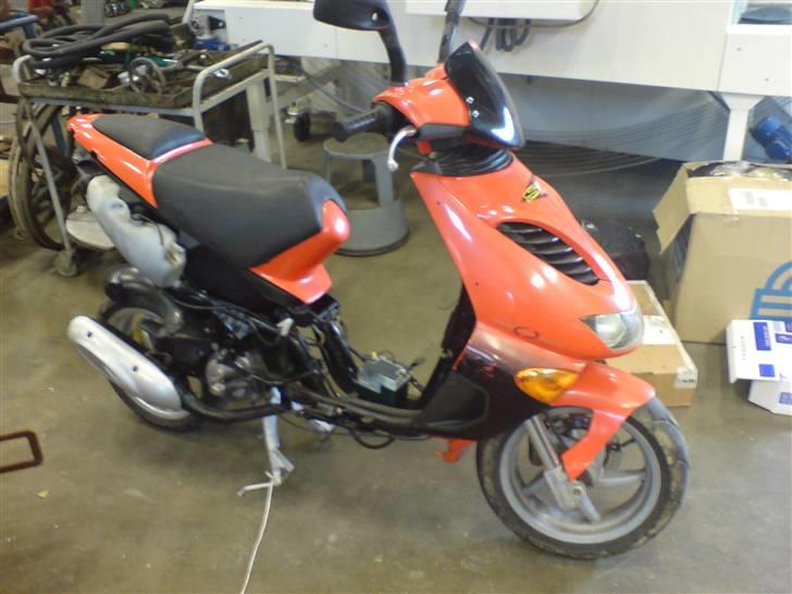 Aprilia SR50 LC DD solgt i dele! billede 2