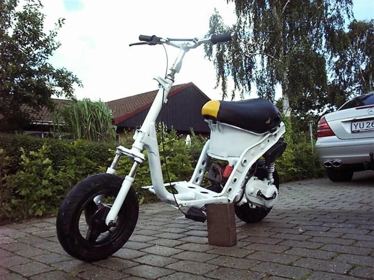 Piaggio zip. anthena. naked! billede 1