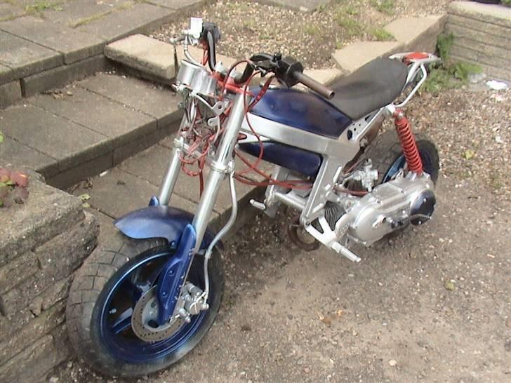 Suzuki street magic solgt - det var da jeg fik den en skam for street magic så grim som den er men det er der råd for billede 1