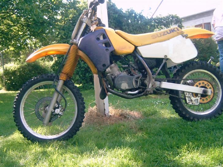 Suzuki rm82 billede 7