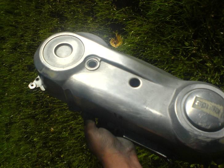 Aprilia sonic Stage6 ;P SOLGT - Lige inden det blev malet :D billede 4