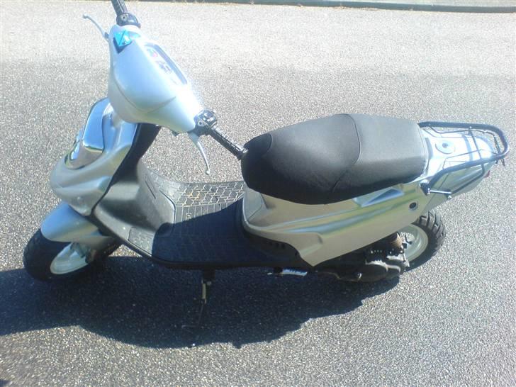 PGO Hot50 - SOLGT billede 4