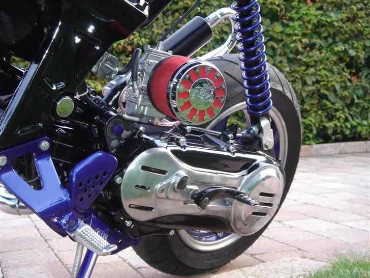 Suzuki Street magic - SOLGT - Udfræsningerne samt det polerede ser da meget godt ud sammen .. :) billede 5