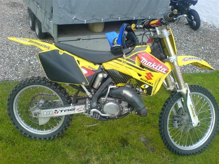 Suzuki RM125cc solgt billede 9