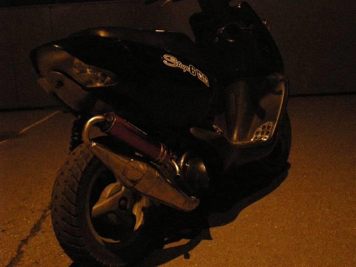 Aprilia sonic STJÅLET dusør 2000 - nyt billed...titan og blevet sort billede 2