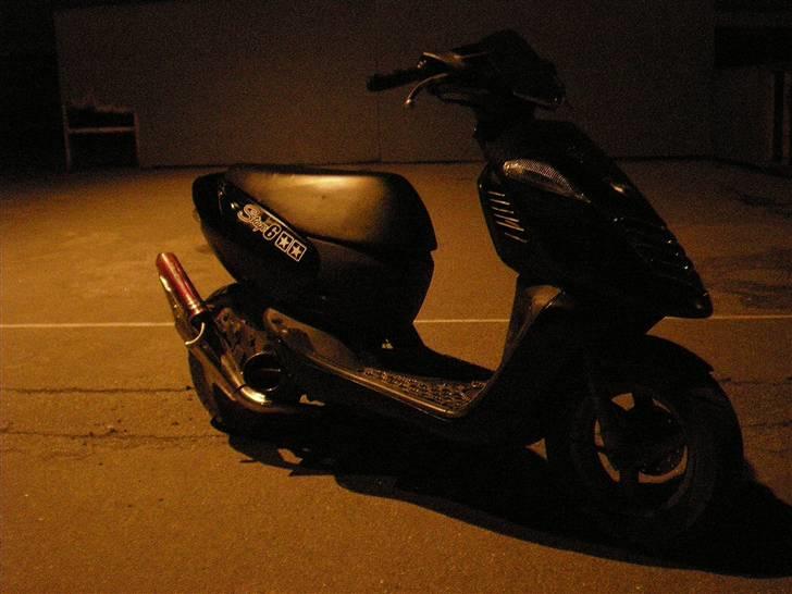 Aprilia sonic STJÅLET dusør 2000 - nyt billed...titan og blevet sort billede 7