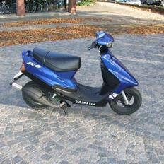 Yamaha Axis 90, R6