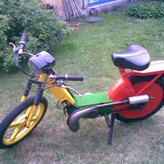 Vespa Rasta Ciao'en
