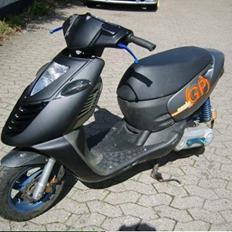 Aprilia sonic GP