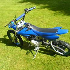 MiniBike 125 ccm Dirtbike(SOLGT)