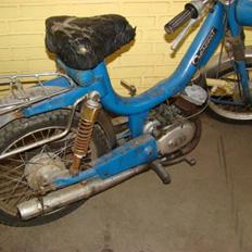 Monark crescent compact solgt