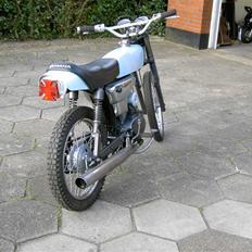 Yamaha 4 gear (solgt)