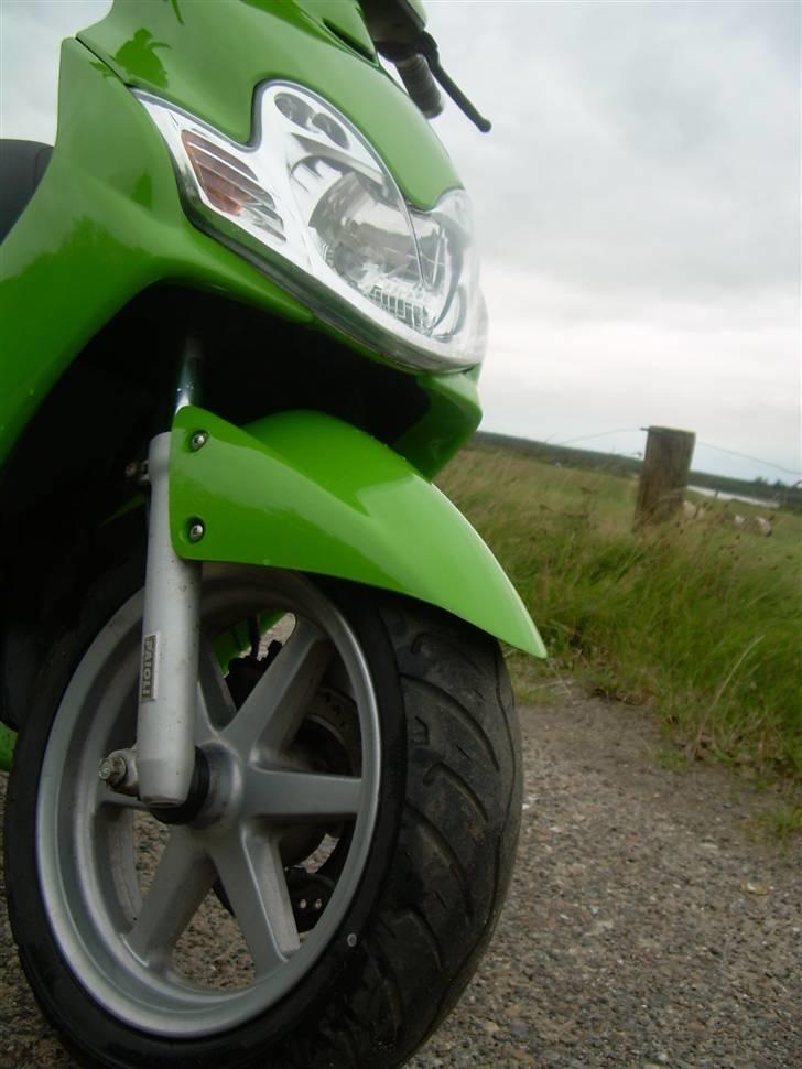 Yamaha Jog R (Kawasaki) - Yamaha indgraveret... Det en fed detalje....;D billede 1