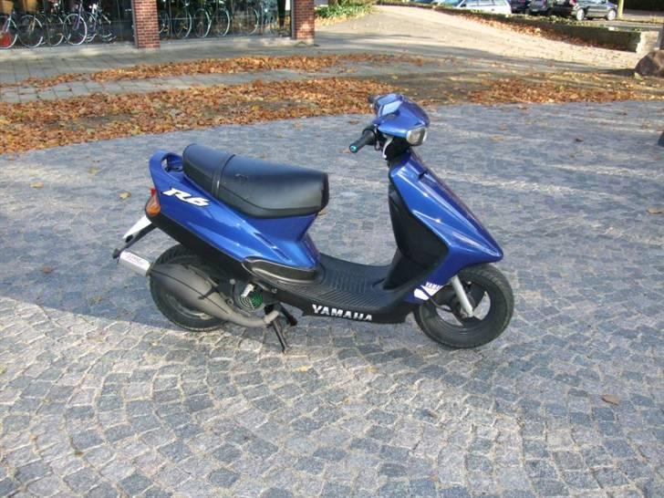 Yamaha Axis 90, R6 billede 2