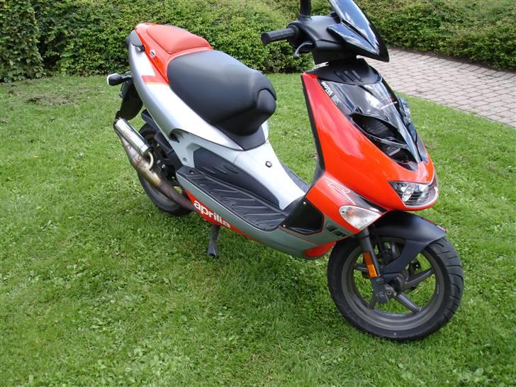 Aprilia SR 50 Ditech SOLGT billede 6