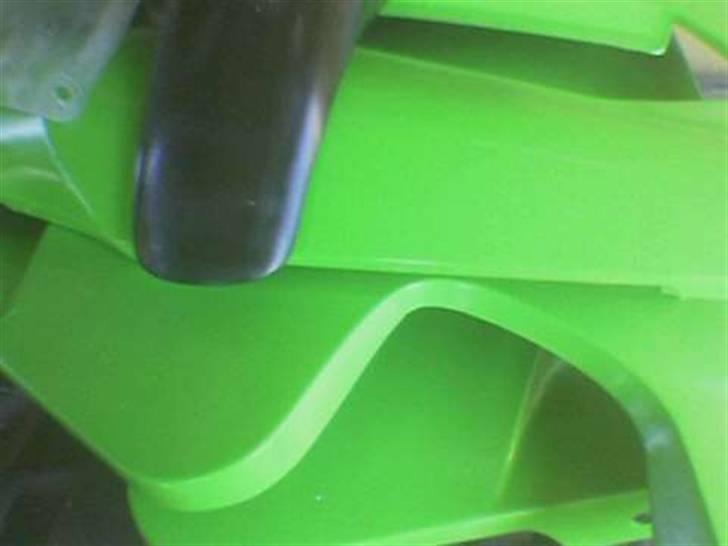 Yamaha TZR50 [SOLGT] - Kawazaki grønne skjolde & blank sort forskærm. (klar til montage) billede 5