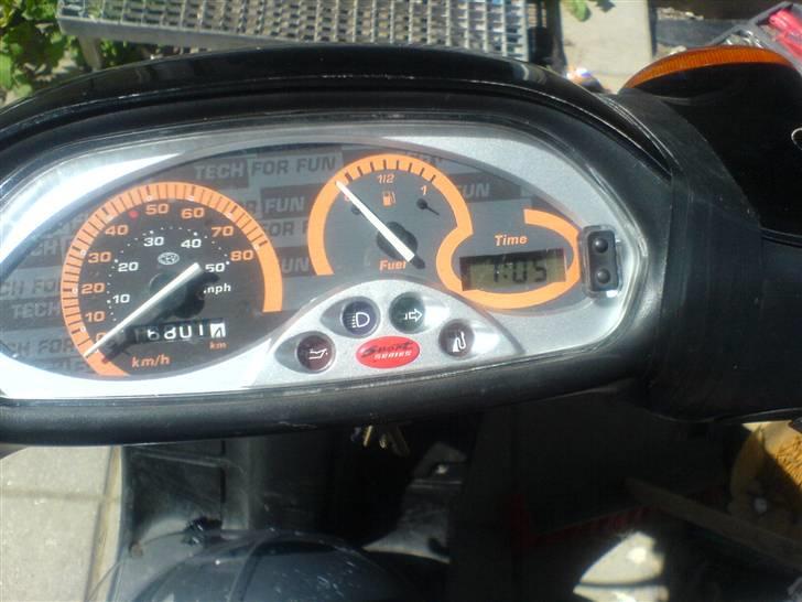 Piaggio typhoon ( solgt ) billede 10