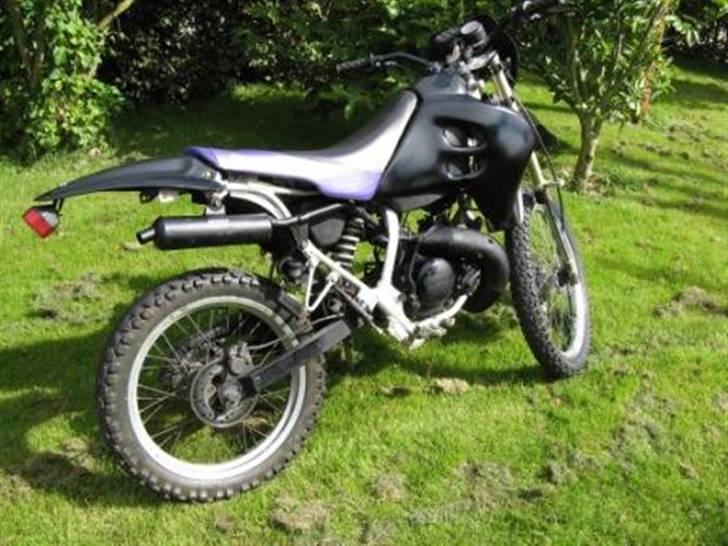 Suzuki RMX 50 *SOLGT* - Højre side billede 6