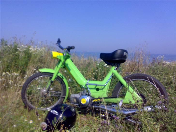Puch K. Maxi - ved vandet. og min Nitro hjelm billede 7