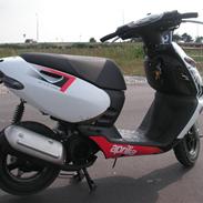 Aprilia sonic - byttet -