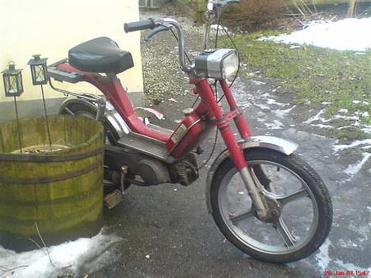 Vespa bravo SOLGT billede 5