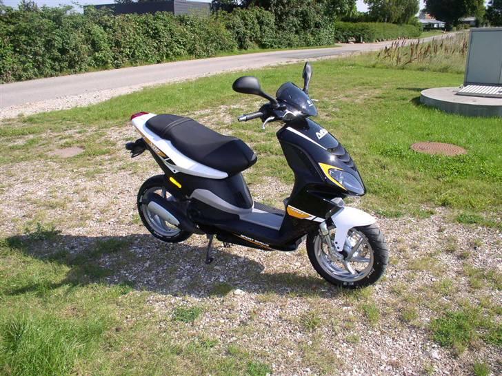 Piaggio NRG Power DT  - I al dens Pragt :-D billede 1