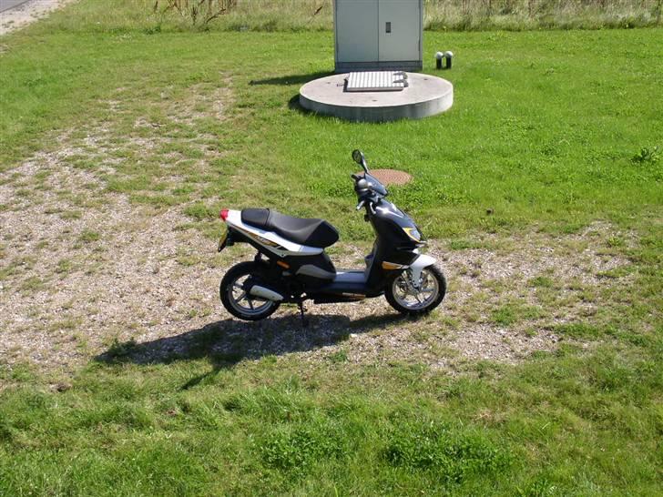 Piaggio NRG Power DT  - Ja Oppefra. billede 6