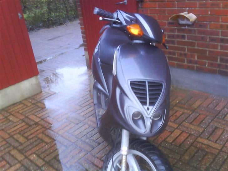 Piaggio NRG (solgt for 7000 kr) - sådan ser den ud nu billede 1