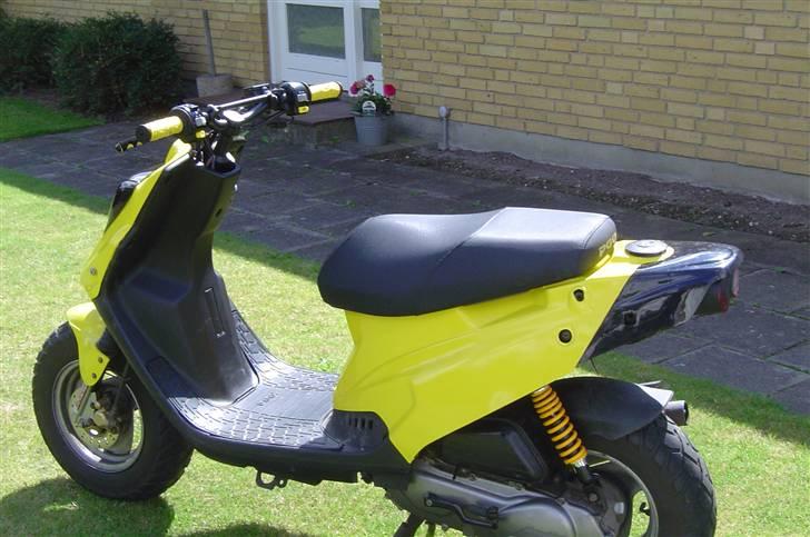 PGO Hot 50 TIL SALG - Venstre - Gule + sorte skjolde + gul støddæmper : )) billede 4