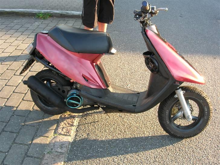 Yamaha jog (solgt) billede 6