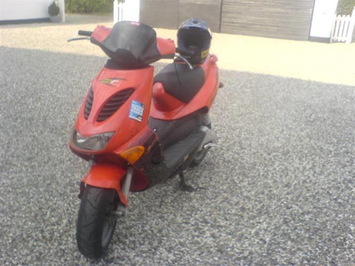 Aprilia SR50 Stealth billede 1