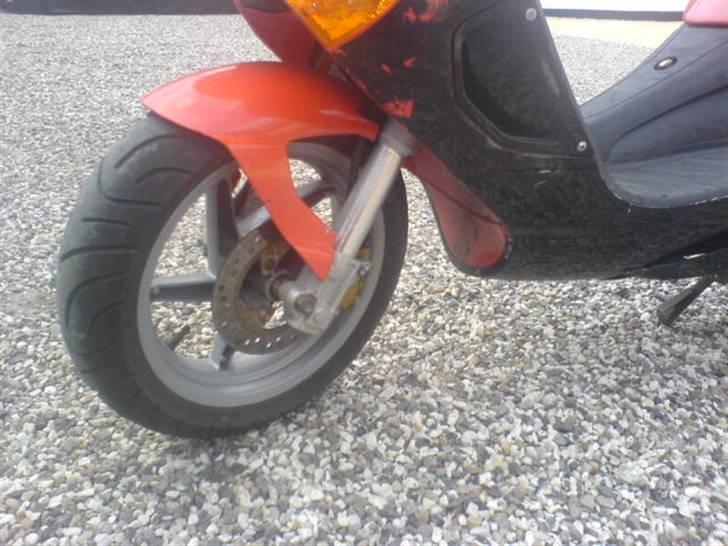 Aprilia SR50 Stealth billede 2