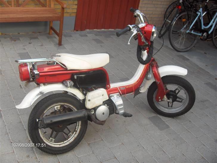 Suzuki FZ 50 billede 1