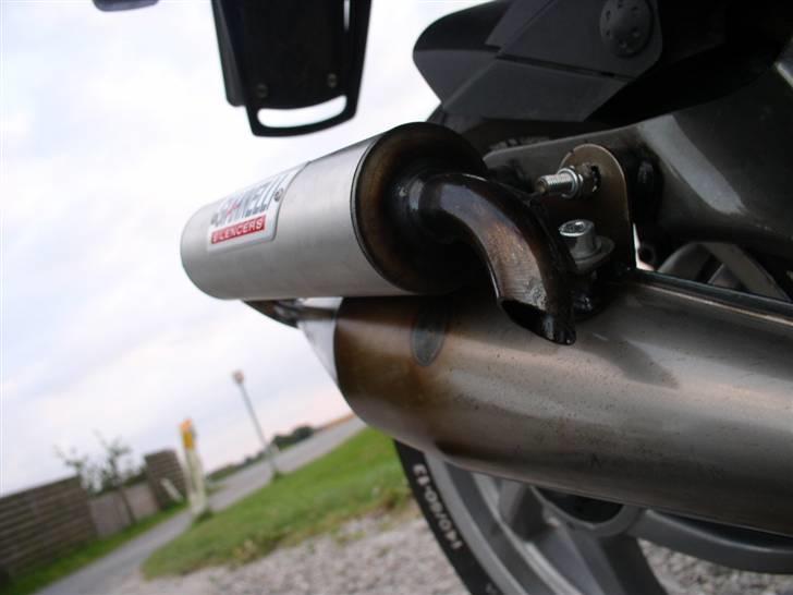 Piaggio NRG Power DT  - Det gav et bedre look, bedre lyd og sidst men ikke mindst et afskyeligt grumt kick !! billede 12