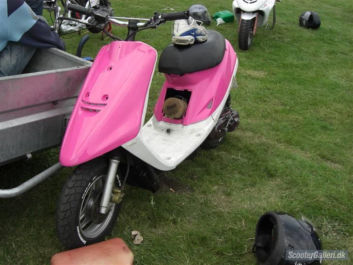 Yamaha JOG LC (Pink lady) 20,7HK billede 1
