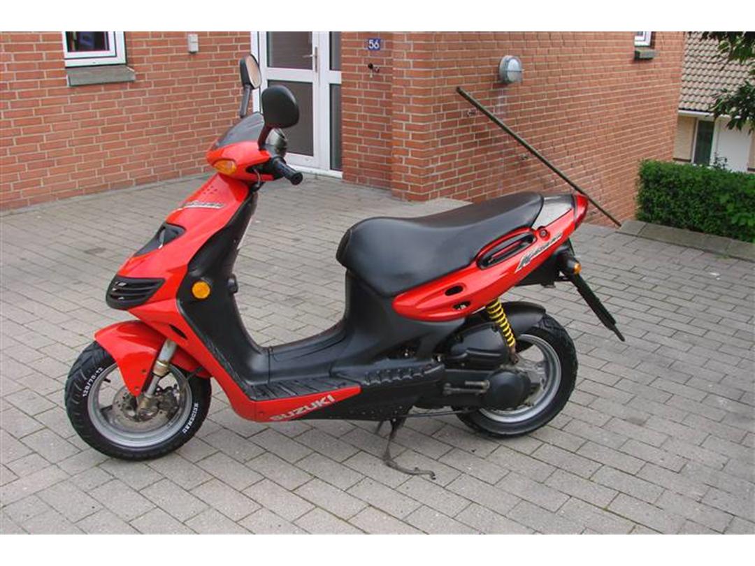 reference spisekammer Mængde penge Suzuki Katana ac Solgt - 1998 - scooteren's første registreri...