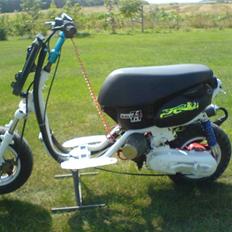 Aprilia Sonic LC SOLGT