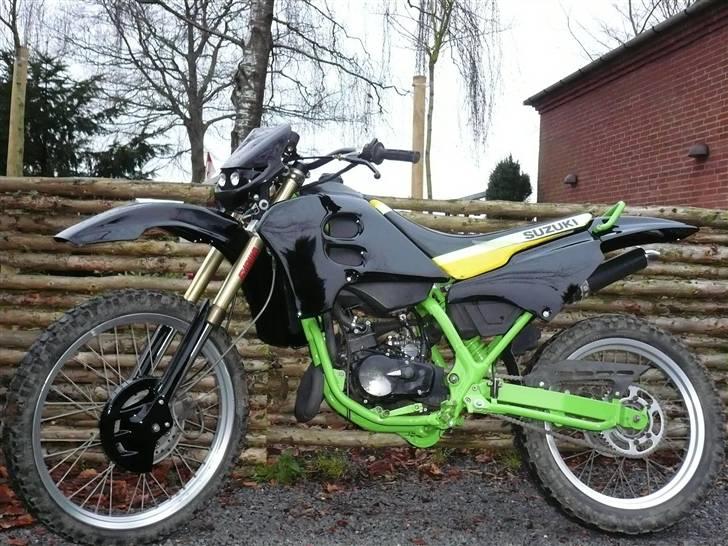 Suzuki RMX (solgt)  billede 1