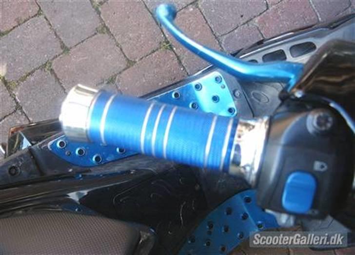 Peugeot speedfight2 solgt billede 9