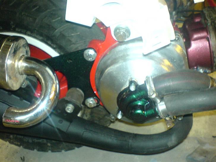 Aprilia Sonic LC SOLGT - vand dækslen er blevet højglanspoleret. billede 11