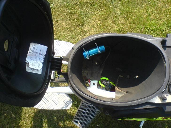 Aprilia Sonic LC SOLGT - Insugningsforstærker, og vakumsslange. billede 12