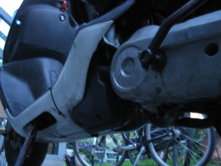 Aprilia sonic SOLGT billede 2