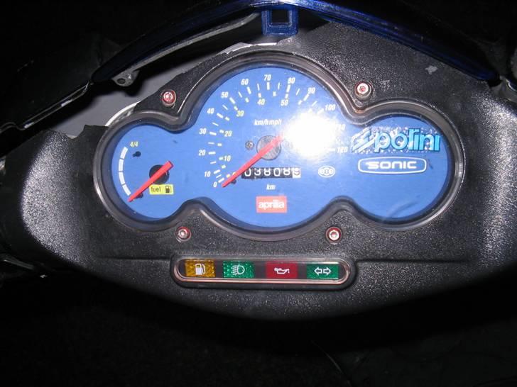 Aprilia sonic SOLGT billede 12